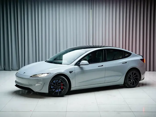Tesla Model 3 2025 Model Year Facelift Performance All-Wheel Drive