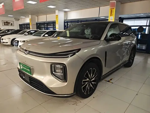 Changan Qiyuan Q07 2025 215 Flagship