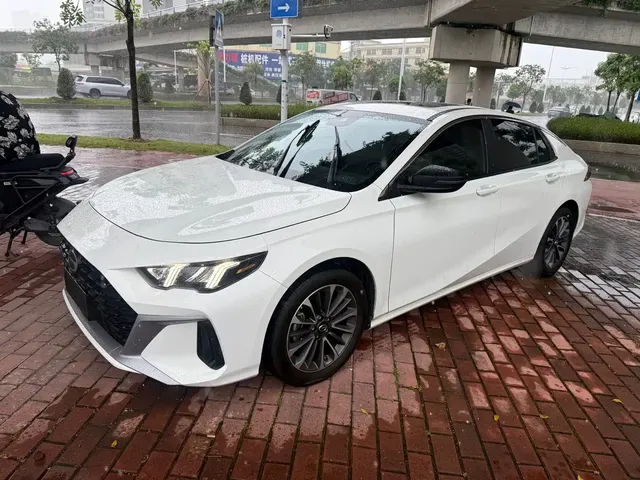 GAC Trumpchi Emkoo 2021 270T DCT J11 Edition