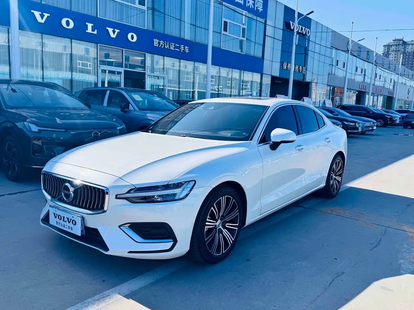 Volvo S60 2022 B4 Smart Vision Luxury Edition