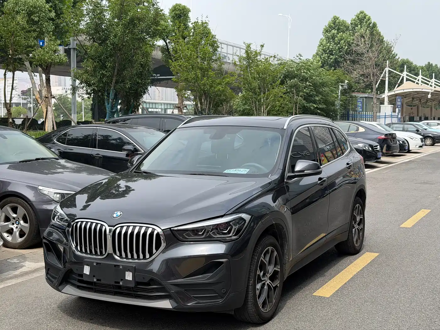BMW X1 2022 sDrive25Li Leading