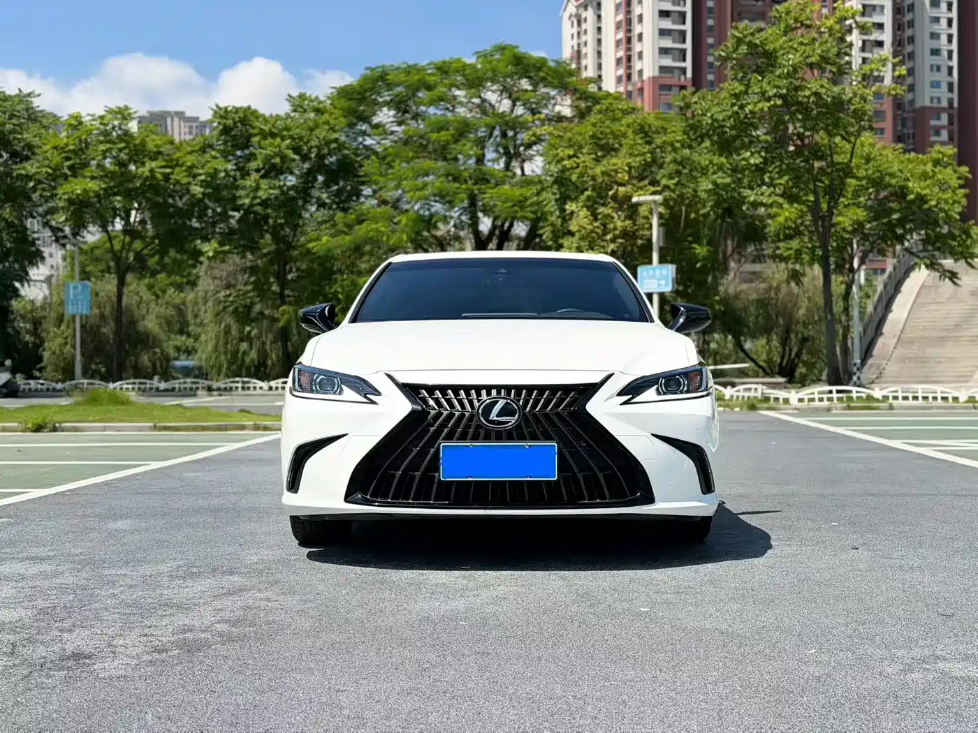 Lexus ES 2023 200 Excellence Edition