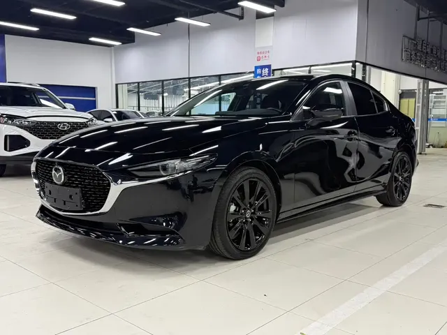 Mazda 3 Axela 2022 2.0L Automatic Quality Black Obsidian Edition