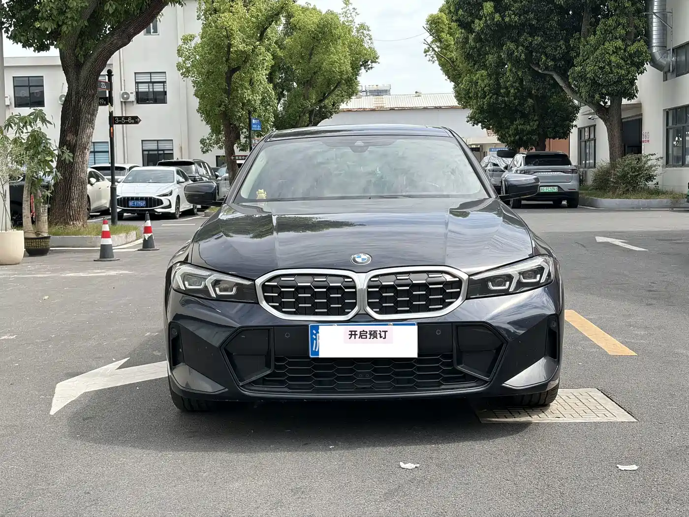 BMW 3 Series 2023 325Li M Sport Package