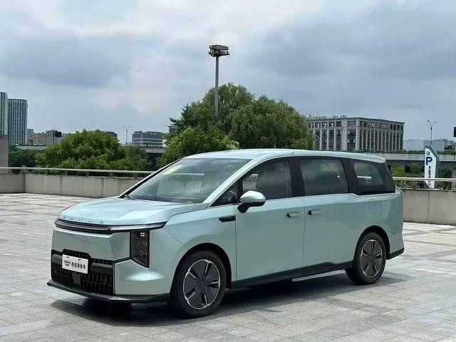 SAIC Maxus Dajia 7 2024 Model Super Hybrid Long Range Deluxe Edition