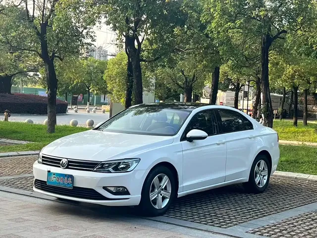 Volkswagen Lamando 2018 230TSI DSG Trend Edition