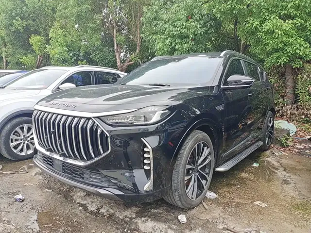 Jetour X70 PLUS 2023 1.6T DCT Champion PRO+ 5-seater