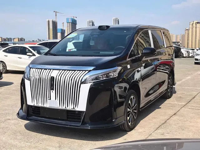 WEY Alpine 2025 AWD Alpine 7