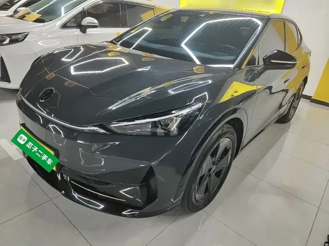 Volkswagen Unique 06 2025 Pure