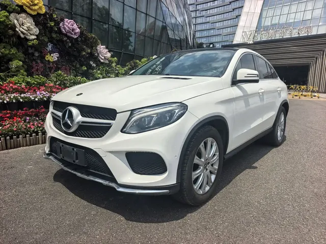 Mercedes-Benz GLE Coupe 2017 GLE 320 4MATIC Coupe SUV