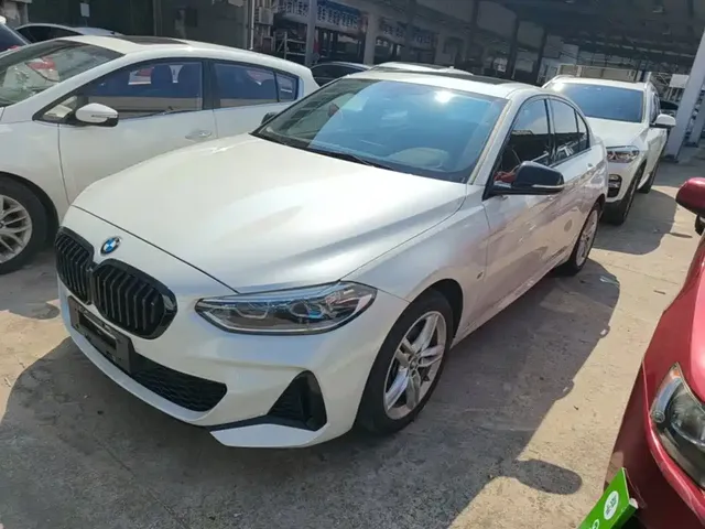 BMW 1 Series 2021 120i M Sport Shadow Edition