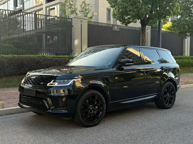 Land Rover Range Rover Sport 2021 3.0 L6 Gloss Black Edition