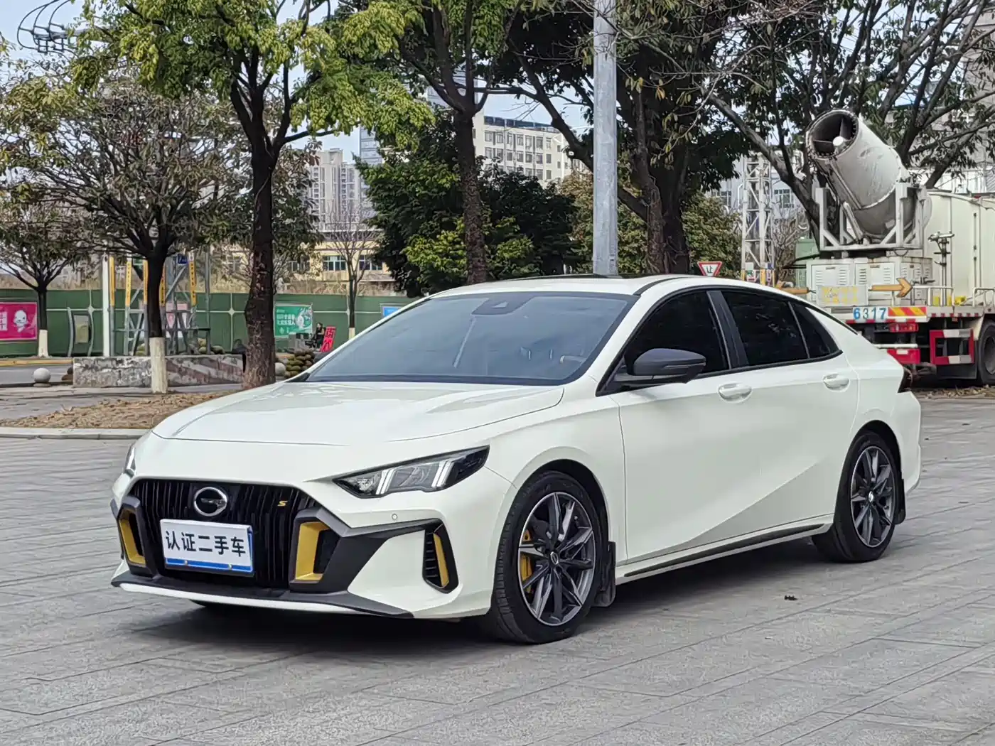 GAC Trumpchi Emkoo 2023 270T DCT J15 Edition