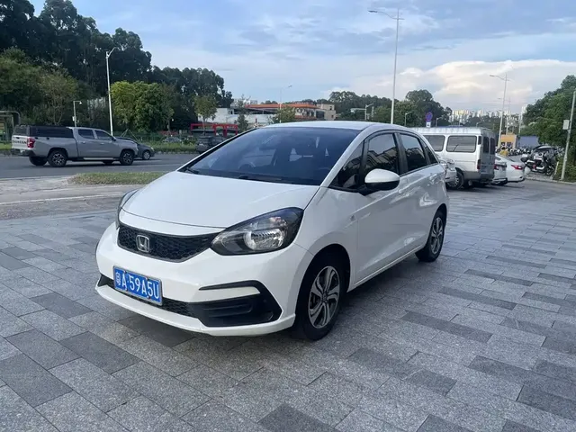 Honda Fit 2022 1.5L CVT Trend Sunroof Edition