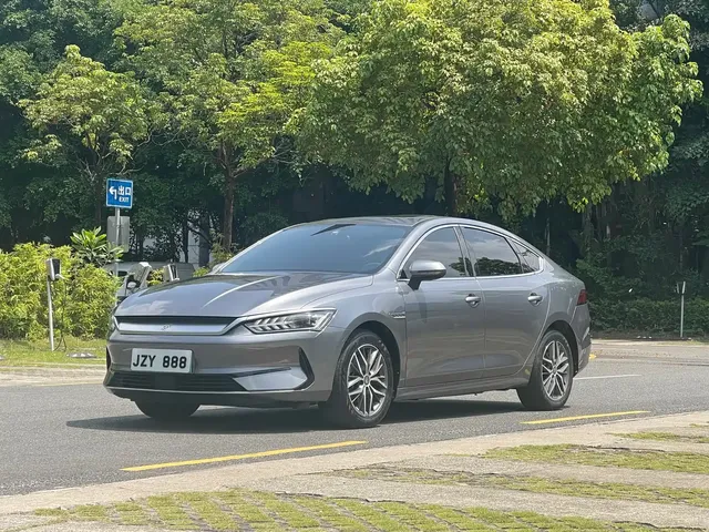 BYD Qin PLUS 2021 EV 500KM Luxury Model