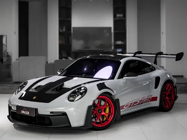 Porsche 911 2023 GT3 RS 4.0L