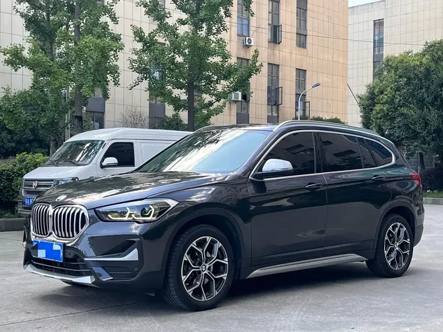 BMW X1 2022 sDrive20Li Premium