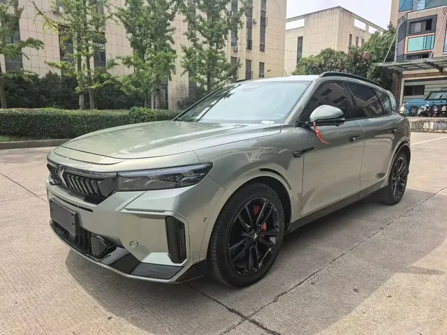 Voyah Auto VOYAH FREE 2025 318 259km 4WD Explorer Edition