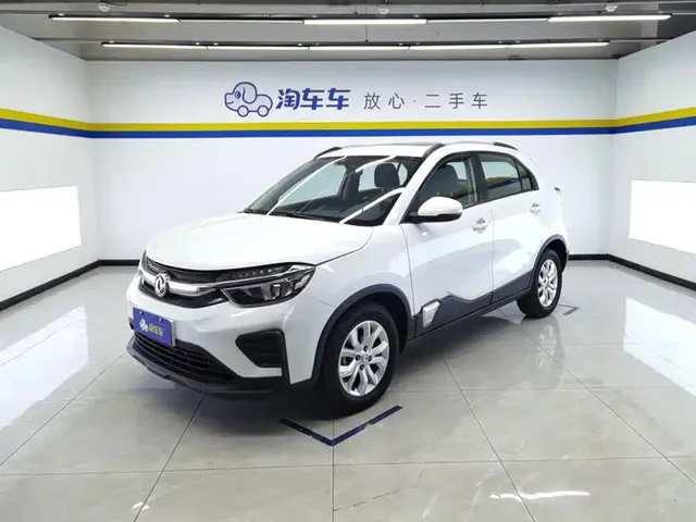 Dongfeng Aeolus Dongfeng Fengshen AX4 2020 200T DCT Luxury