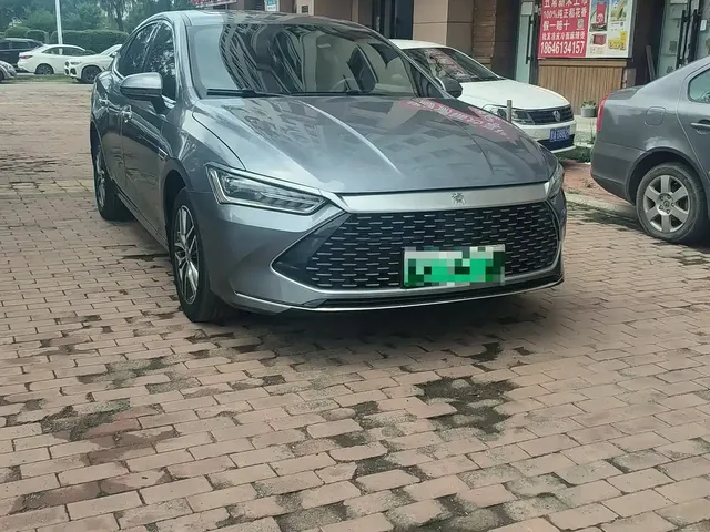 BYD Qin PLUS 2023 Champion Edition DM-i 120KM Leading Type