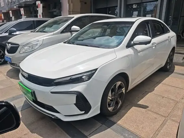 Geely Emgrand L HiP 2024 Model Soaring Dragon Edition 1.5TD-DHT Pro 100KM Excellence Type