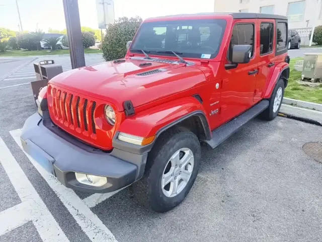 Jeep Wrangler 2019 2.0T Sahara 4-Door China VI