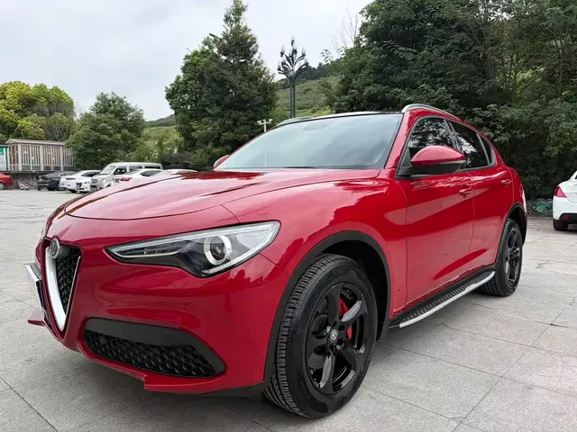 Alfa Romeo Stelvio 2017 2.0T 200HP Elite