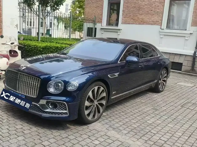 Bentley Flying Spur 2024 4.0T V8 Elegance Edition
