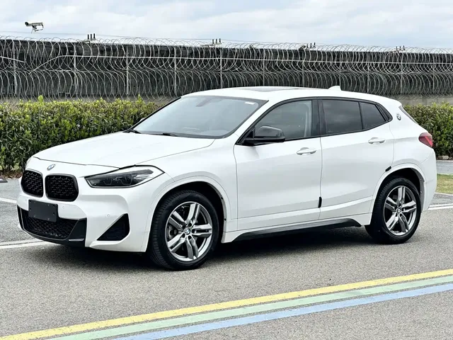 BMW X2 2023 sDrive25i M Sport Shadow Edition