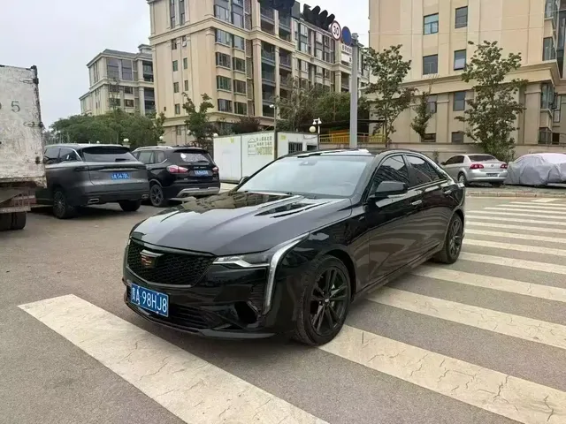 Cadillac CT4 2022 28T Fashion Style
