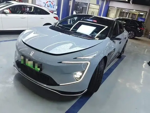 Avatr 12 2024 650 Triple Laser AWD GT Edition
