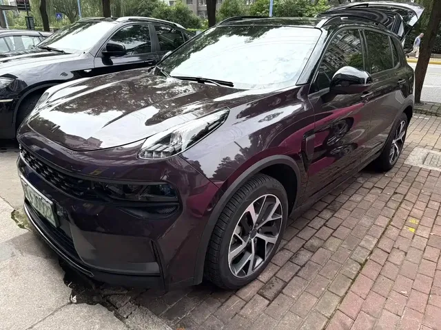 Lynk & Co 01 EM-P 2021 1.5TD PHEV Halo