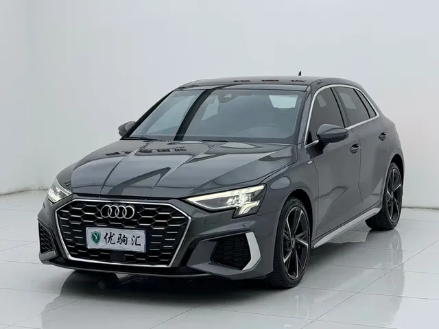 Audi A3 2024 Model Sportback 35 TFSI Fashion Sport