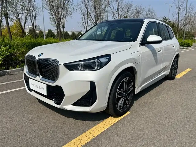 BMW iX1 2023 xDrive30L M Sport Package