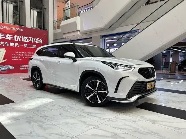 Toyota Crown Kluger 2022 2.5L HEV 4WD Luxury Edition