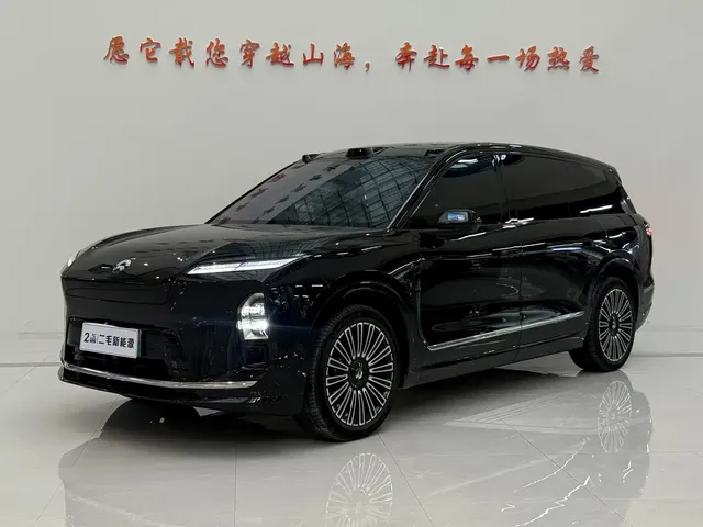NIO ES8 2025 Model 6-Seat Executive Luxury Edition