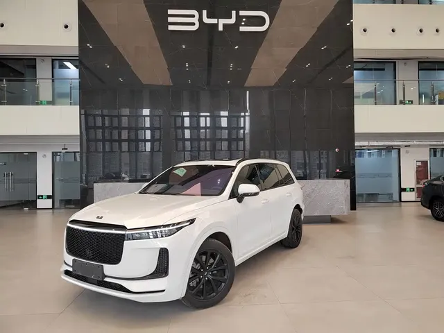 Li Auto Li ONE 2020 Extended Range 6-seater