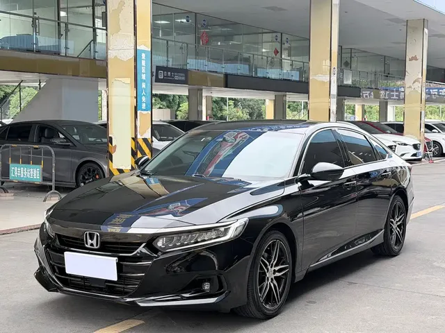 Honda Accord 2022 260TURBO Phantom Night Premium