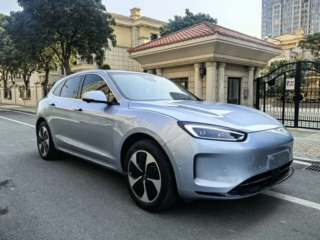 AITO Wenjie AITO M5 2022 Extended Range RWD Standard