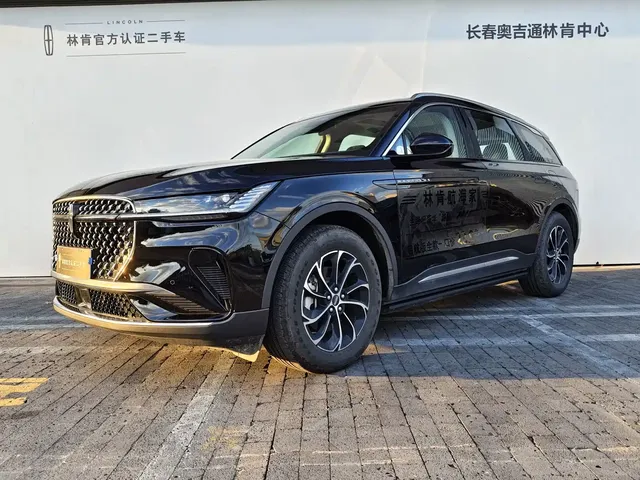 Lincoln Nautilus 2025 2.0T FWD Launch Edition