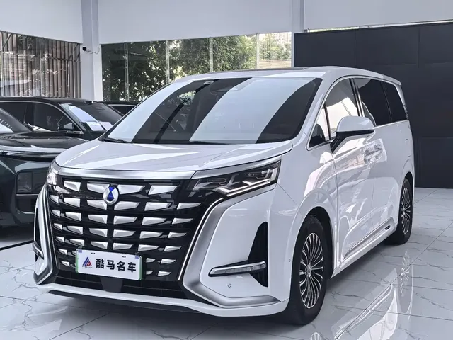 Denza D9 2022 DM-i 970 AWD Flagship