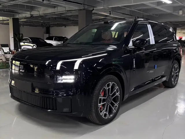 Lynk & Co 900, 2026