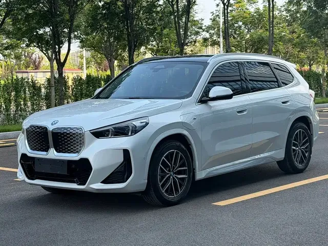 BMW iX1 2025 eDrive25L M Sport Package