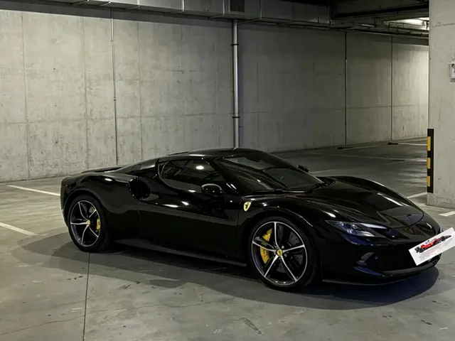 Ferrari 296 2021 3.0T V6 GTB