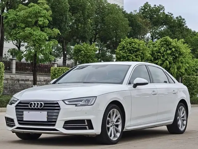 Audi A4L 2018 30th Anniversary 40 TFSI Fashion