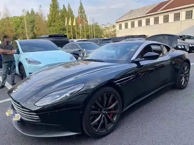 Aston Martin DB11 2019 Model 4.0T V8 Coupe