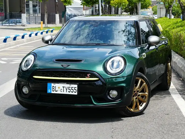 MINI CLUBMAN 2018 2.0T COOPER S Racer