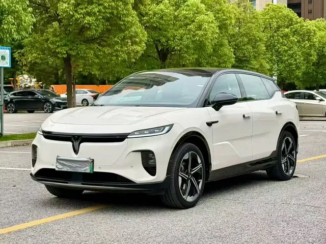 Voyah Auto Voyah Zhiyin 2024 Long Range Super Charging Edition