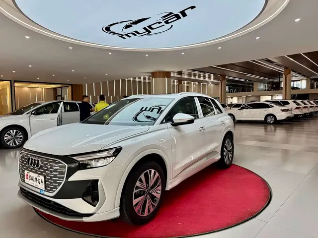 Audi Q4 e-tron 2024 40 e-tron Pioneer Edition