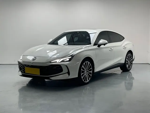 MG 7 2023 2.0T Automatic Hunting Beauty Premium Edition